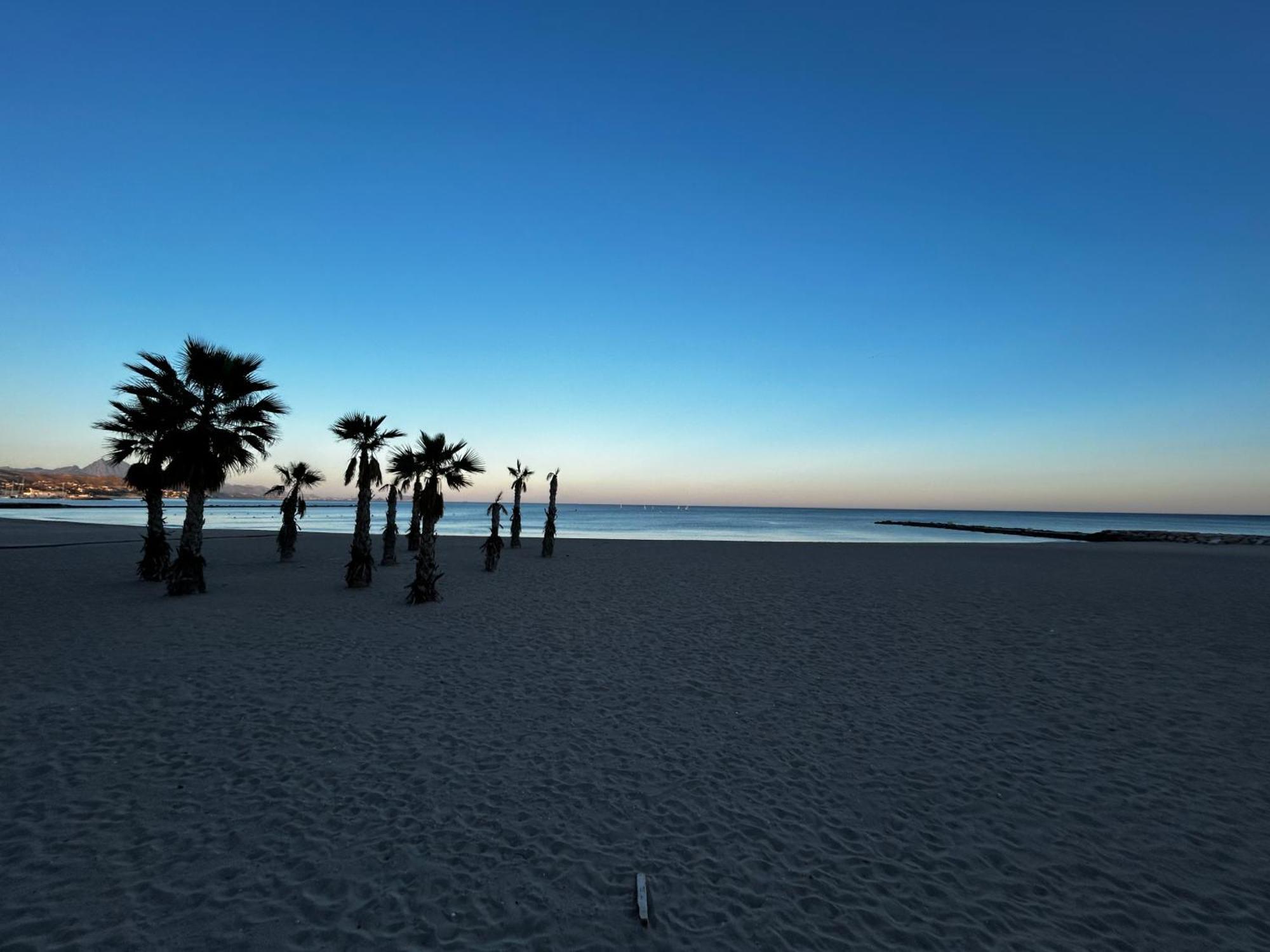 El Campello Beach Apartments ภายนอก รูปภาพ